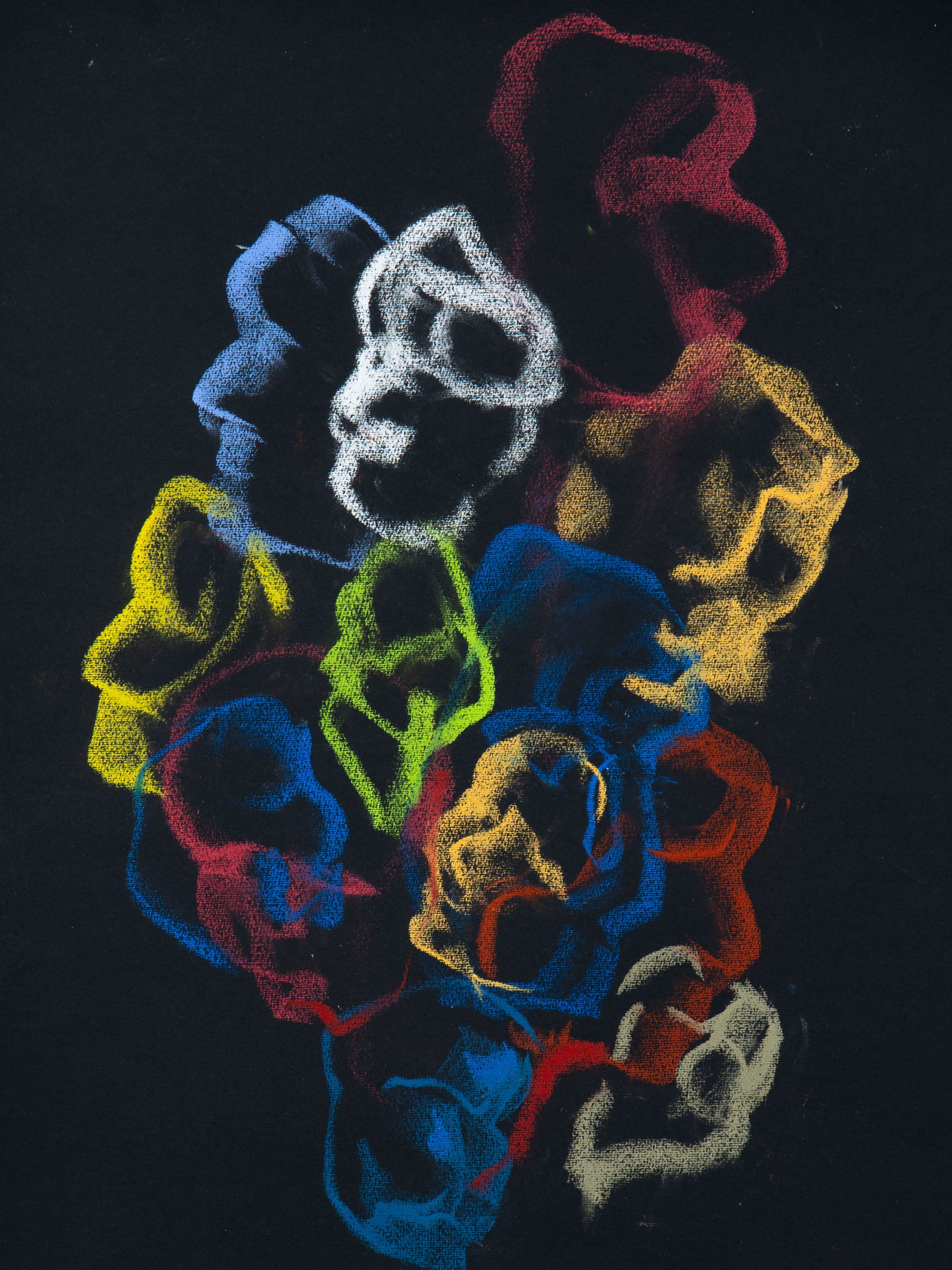 Écho V, 2026 original live portrait drawing by Bogdan Jensen of a bright fragmented face lingering as colour memory and echo